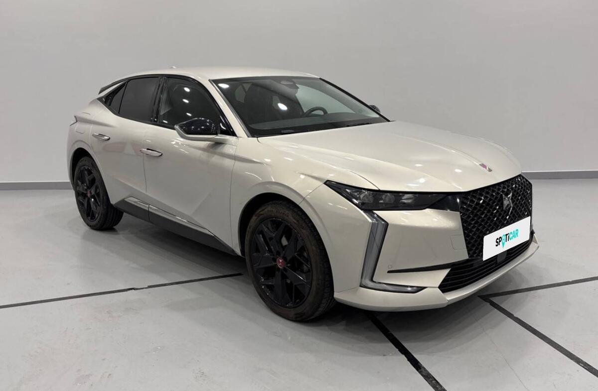 DS DS 4 1.5 BlueHDi Performance Line EAT8