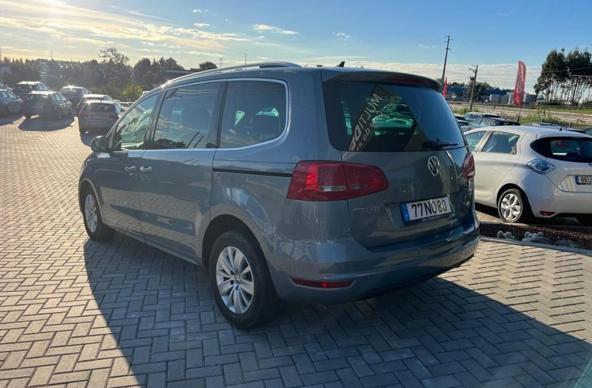 VOLKSWAGEN Sharan 2.0 TDi Confortline