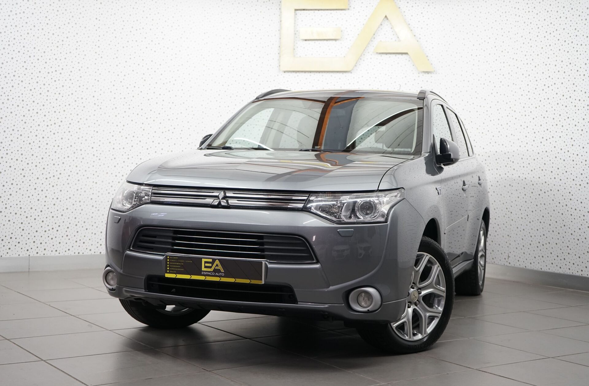 MITSUBISHI Outlander 2.2 DI-D Inst.N.AT 4WD