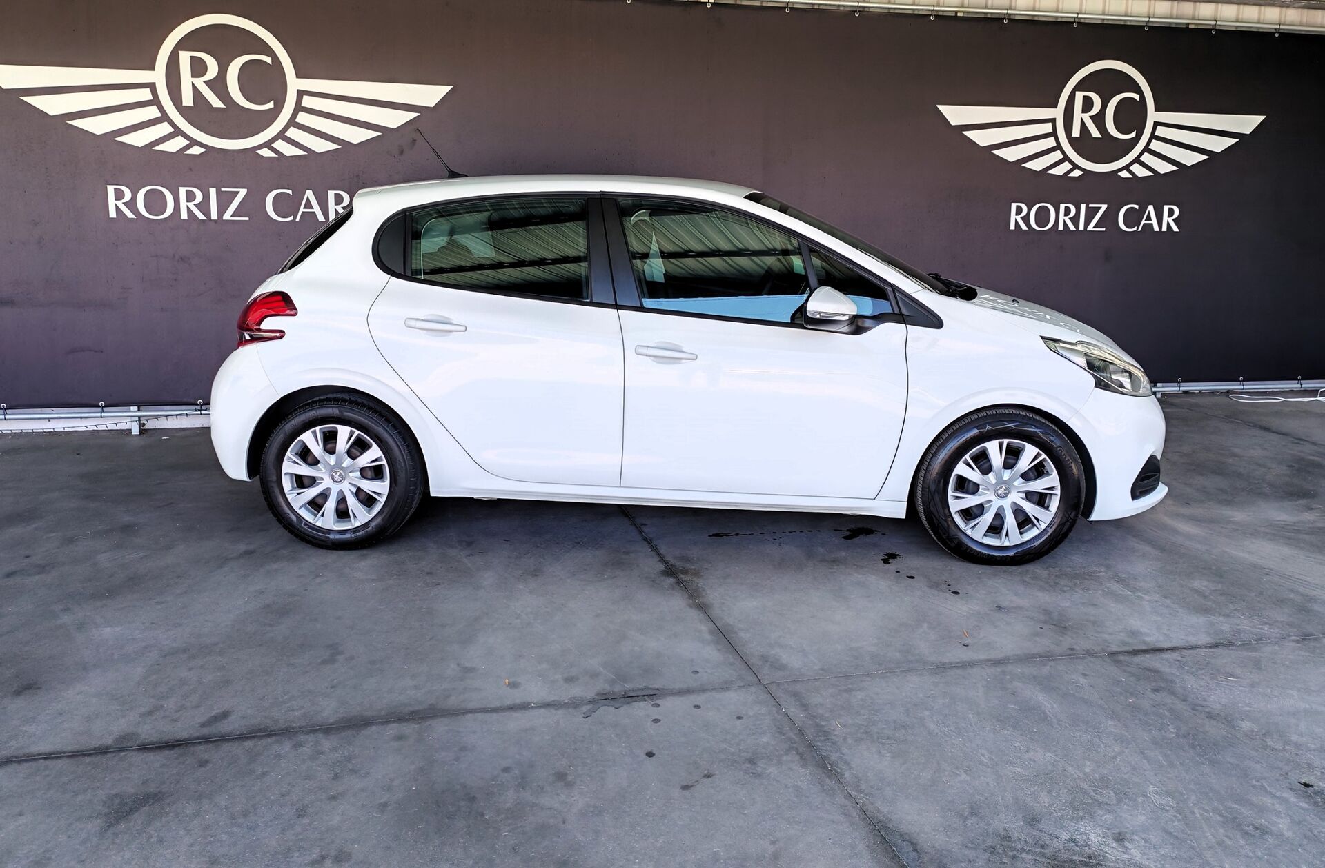 PEUGEOT 208 1.5 BlueHDi Active