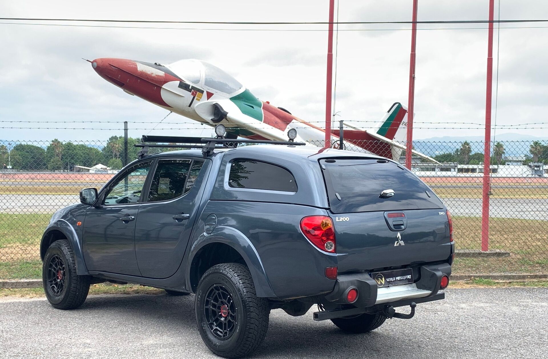 MITSUBISHI L 200 2.5 DI-D CD Instyle