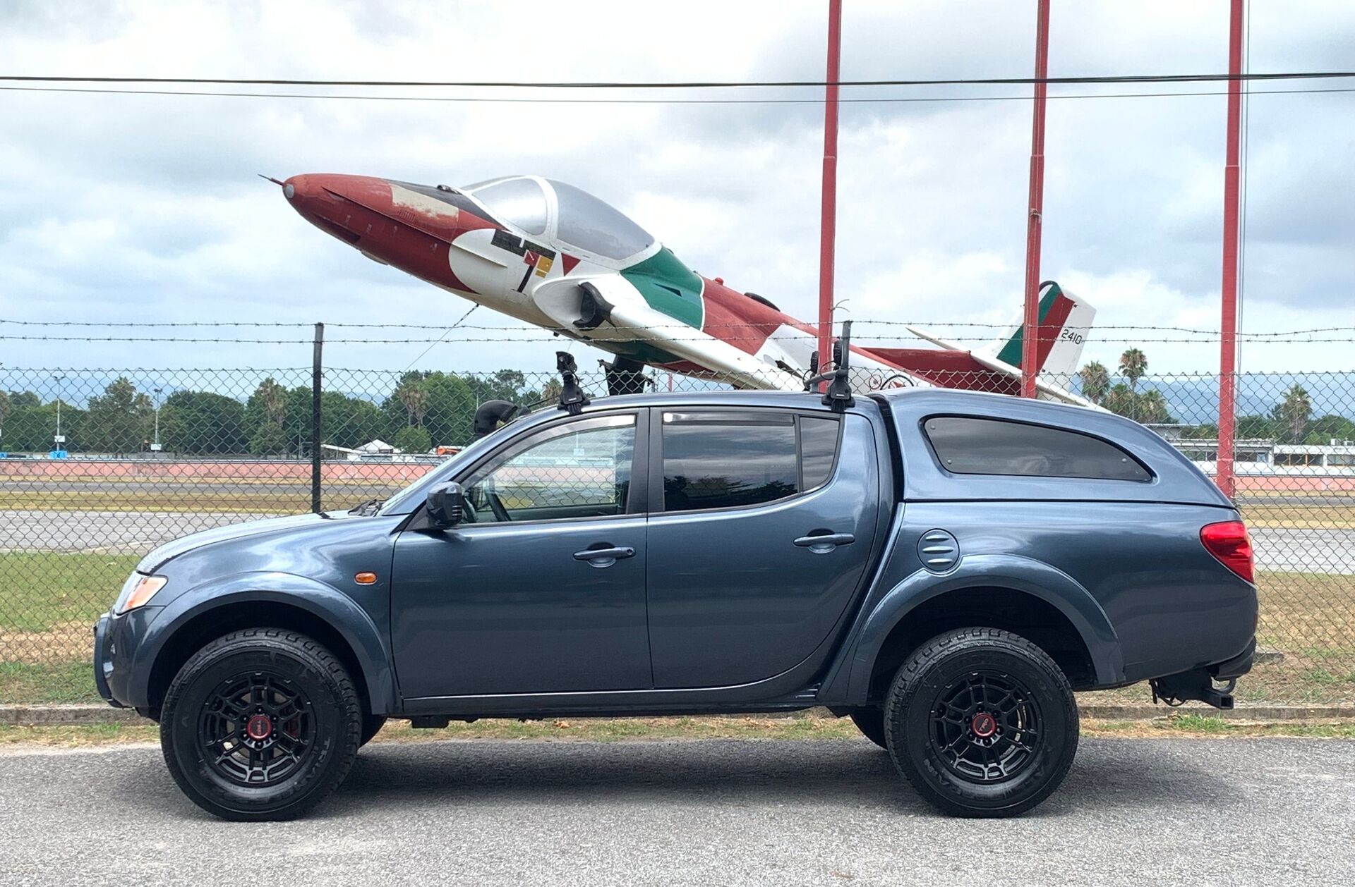 MITSUBISHI L 200 2.5 DI-D CD Instyle