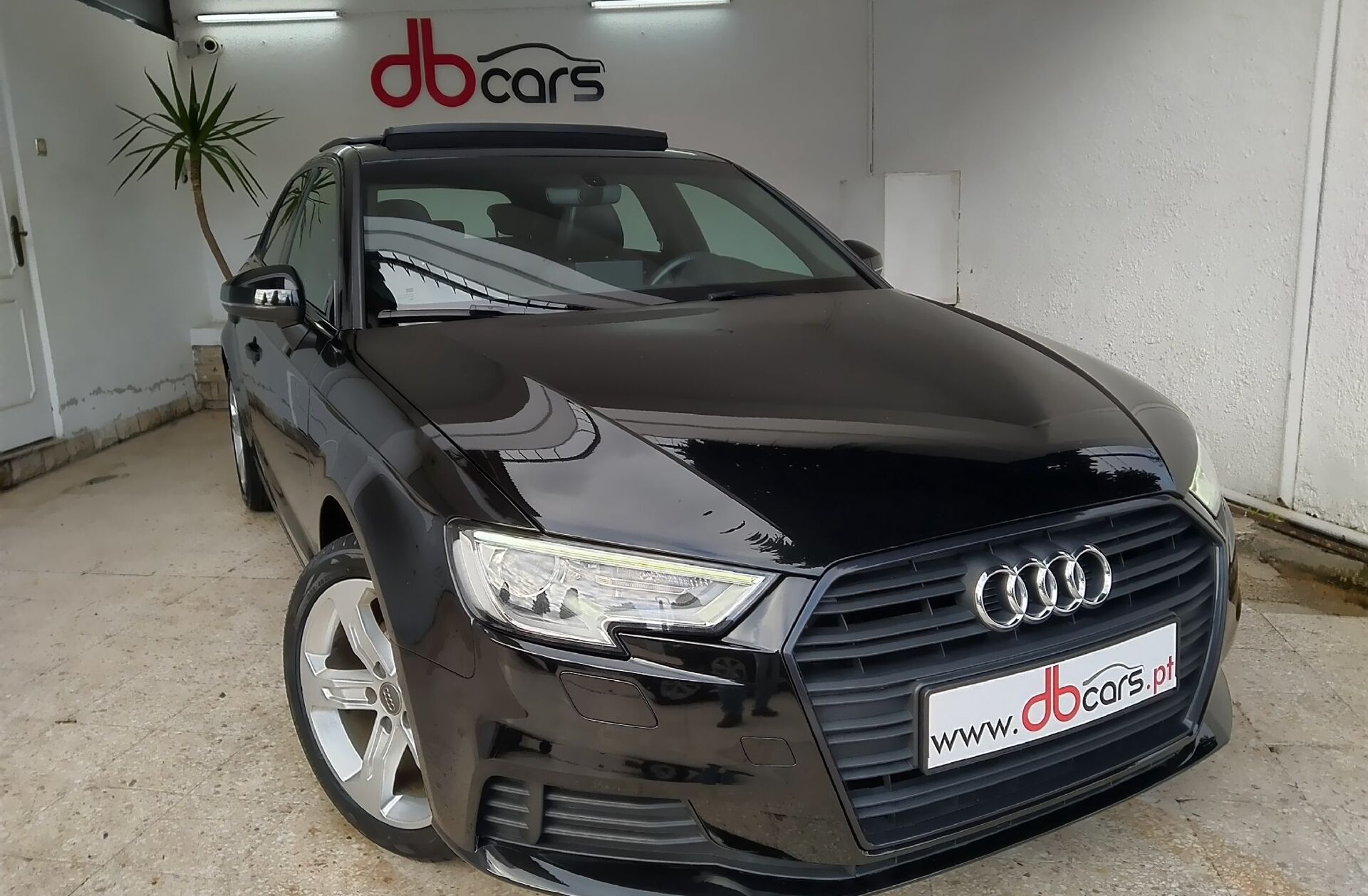 AUDI A3 S-tronic