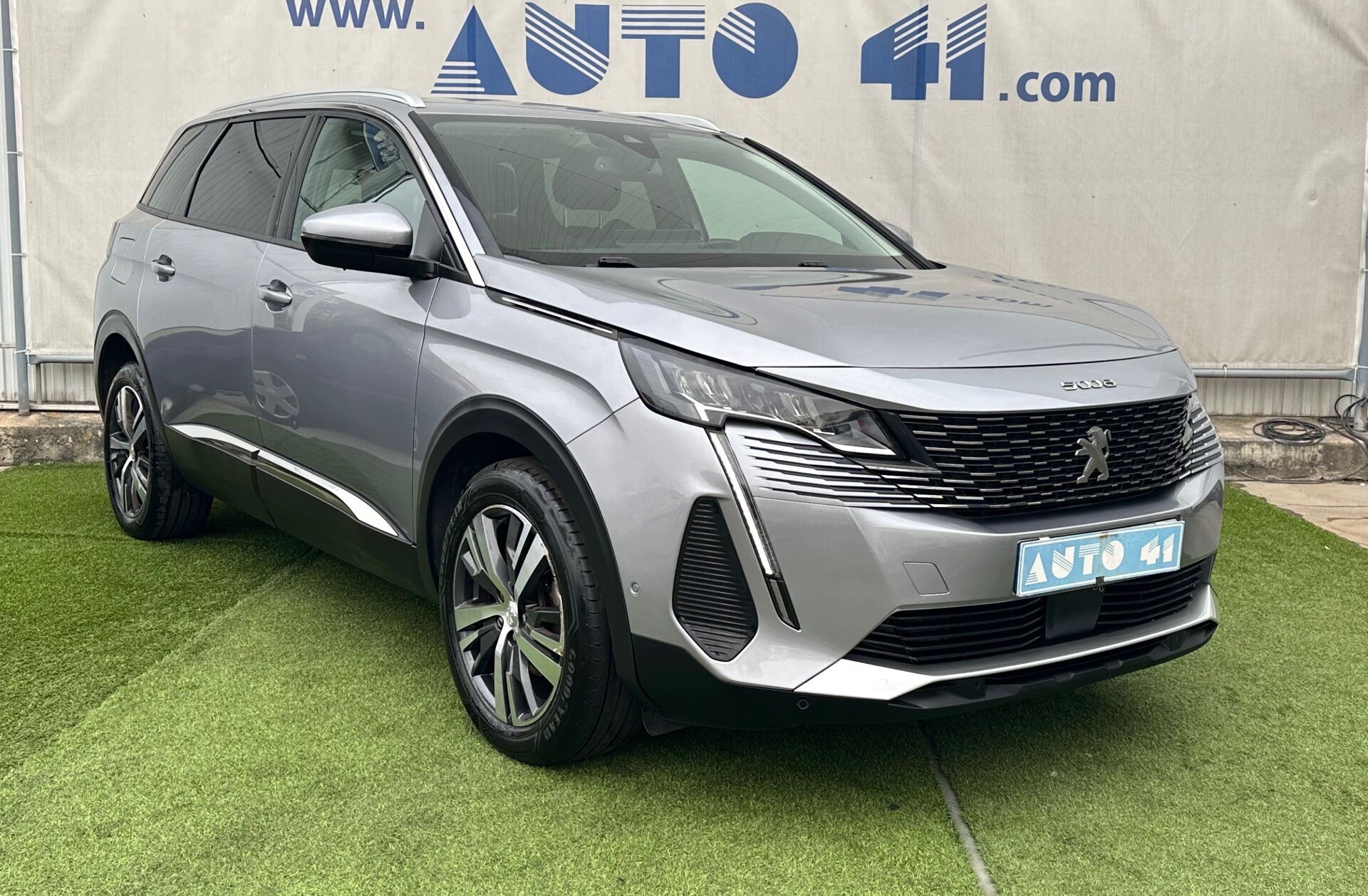 PEUGEOT 5008 1.5 BlueHDi Allure Pack EAT8