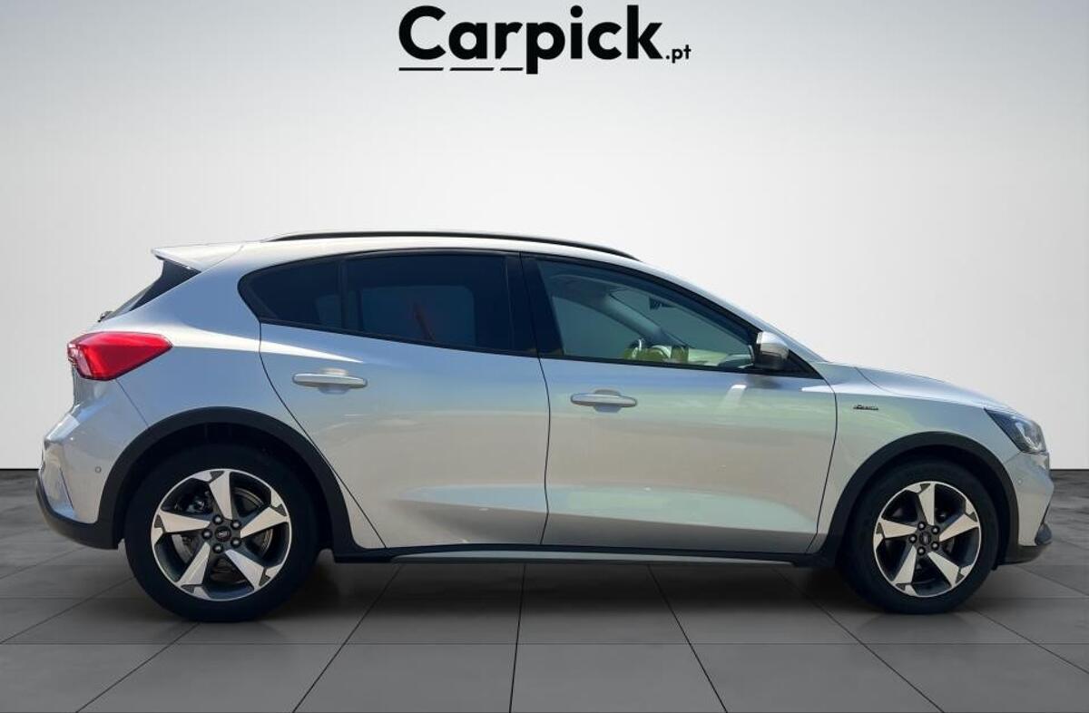 FORD Focus 1.0 EcoBoost Active X