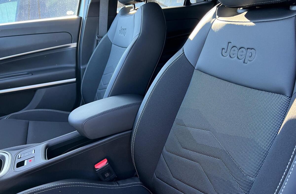 JEEP Avenger 54 kWh Altitude