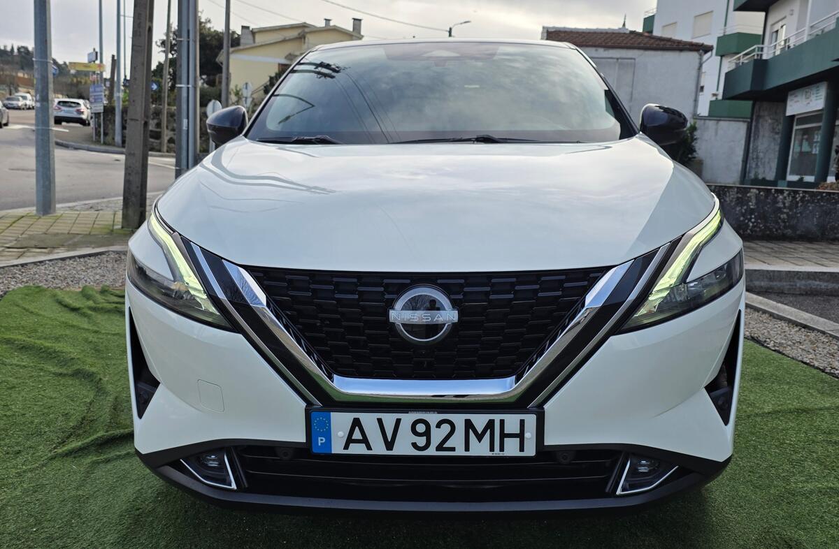 NISSAN Qashqai 1.3 DIG-T N-Connecta