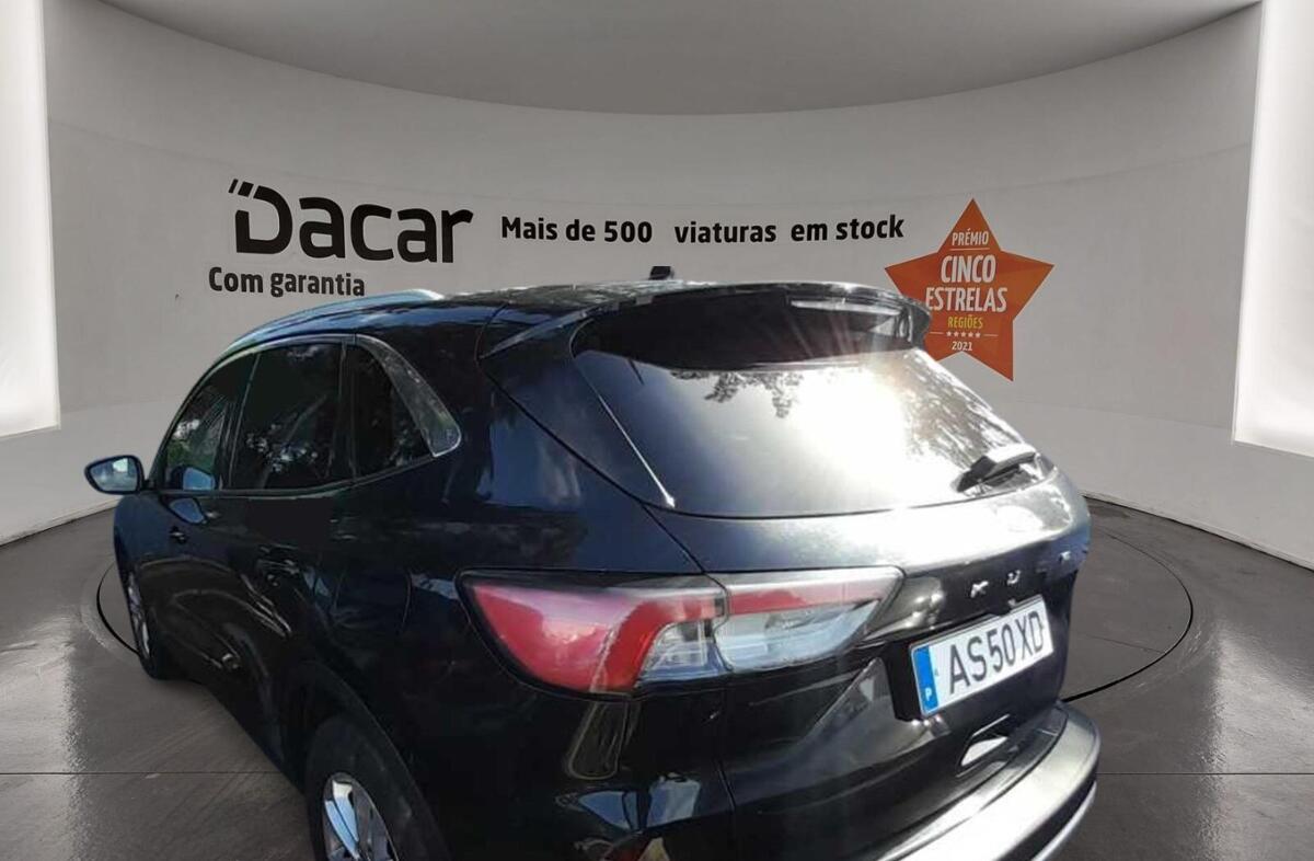 FORD Kuga 1.5 TDCi EcoBlue Titanium