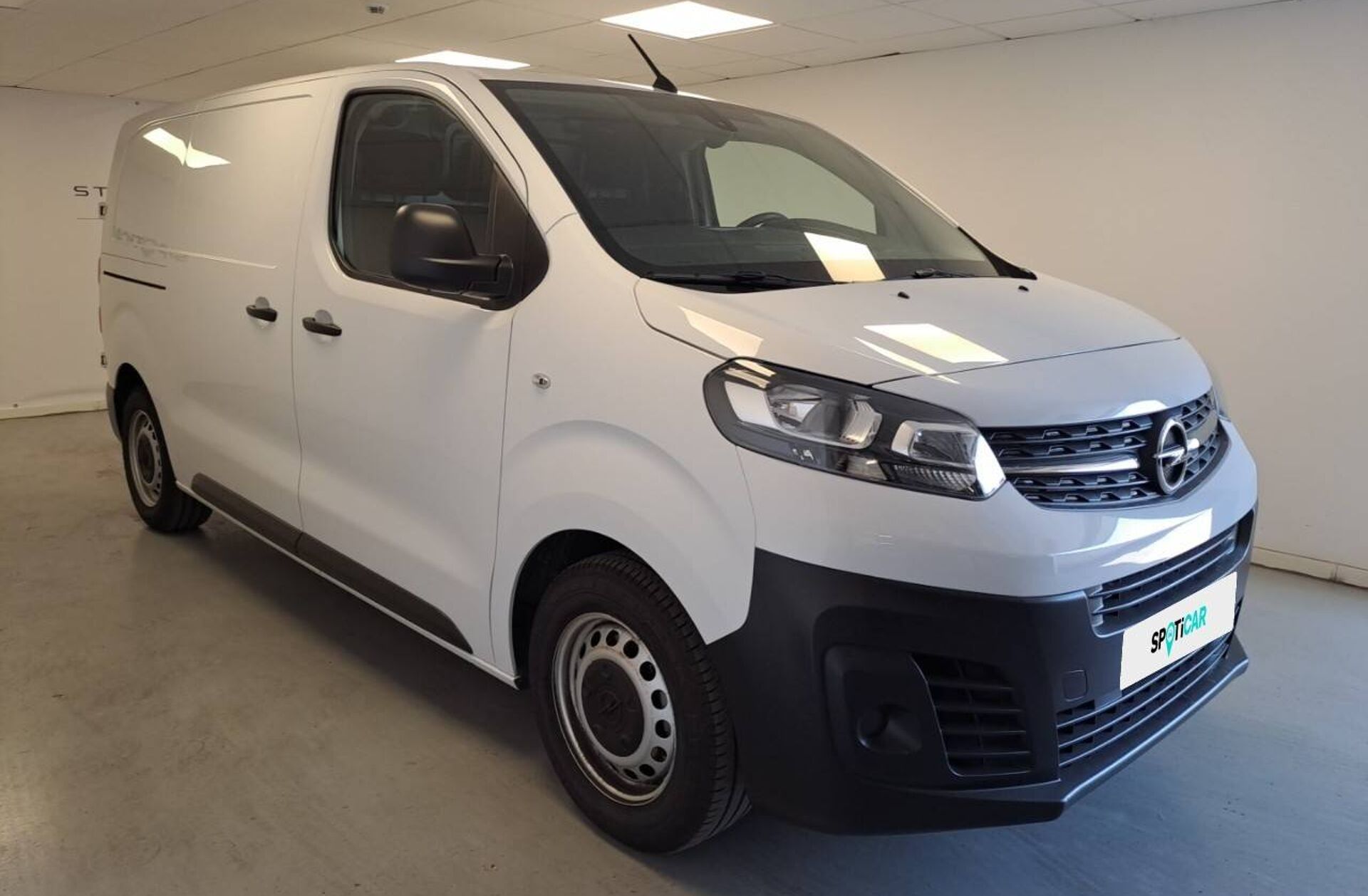 OPEL Vivaro -e 50 kWh L2