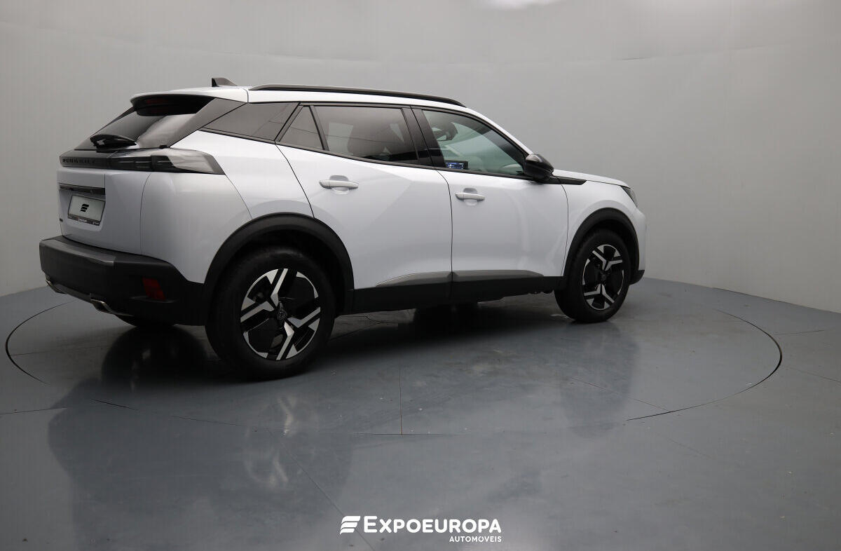 PEUGEOT 2008 1.2 PureTech Allure