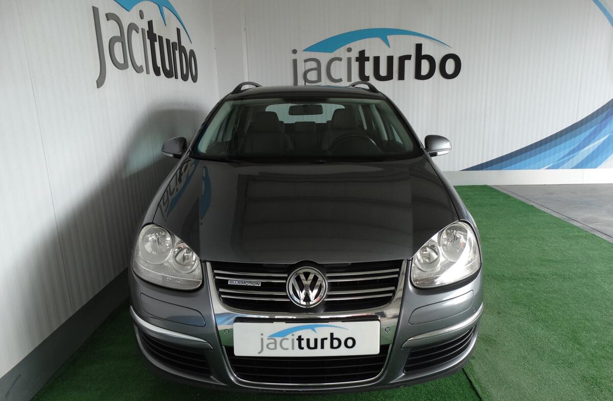 VOLKSWAGEN Golf V. 1.9 TDi BlueM. Confortline