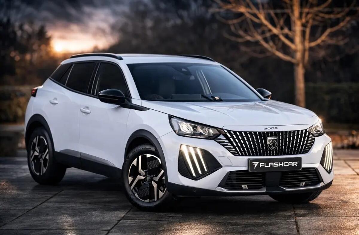 PEUGEOT 2008 1.2 PureTech Allure