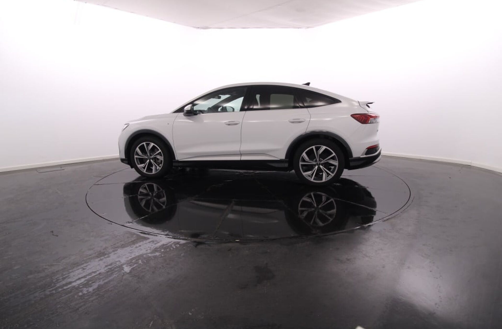 AUDI e-tron GT S  quattro