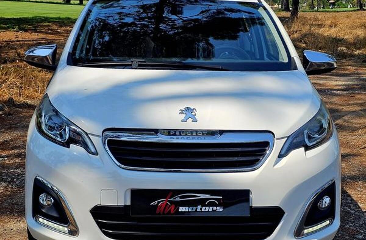 PEUGEOT 108 1.2 VTi Allure
