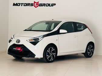 TOYOTA Aygo 1.0 X-Play+X-Touch