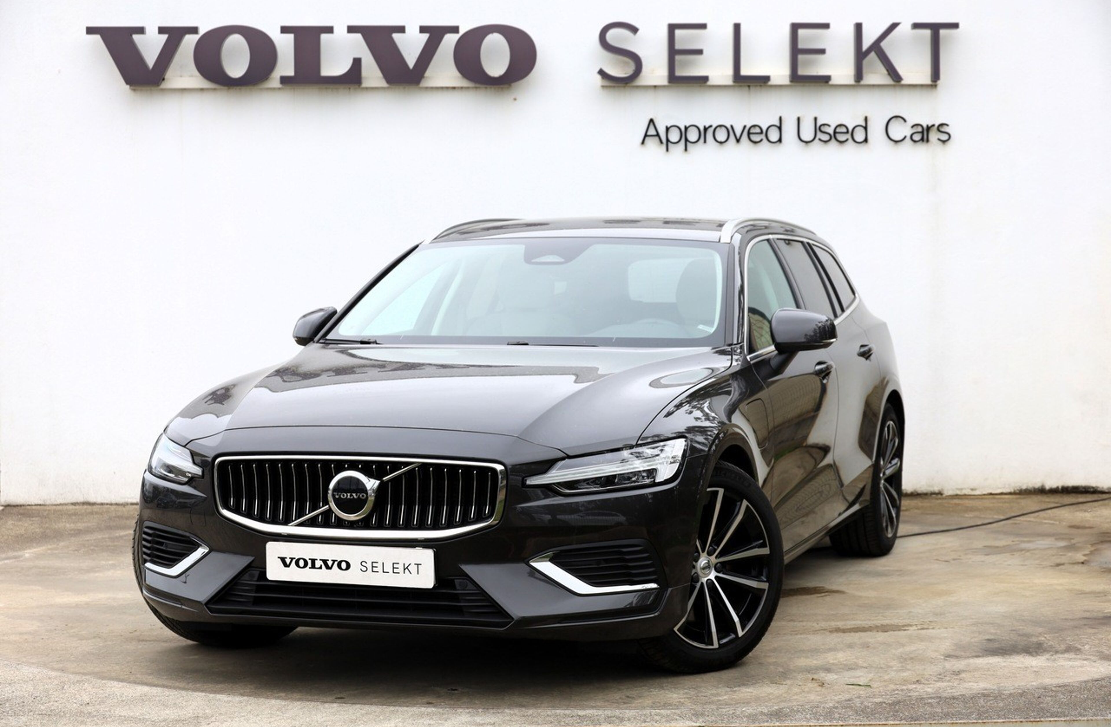 VOLVO V60 2.0 T6 AWD TE Plus Bright