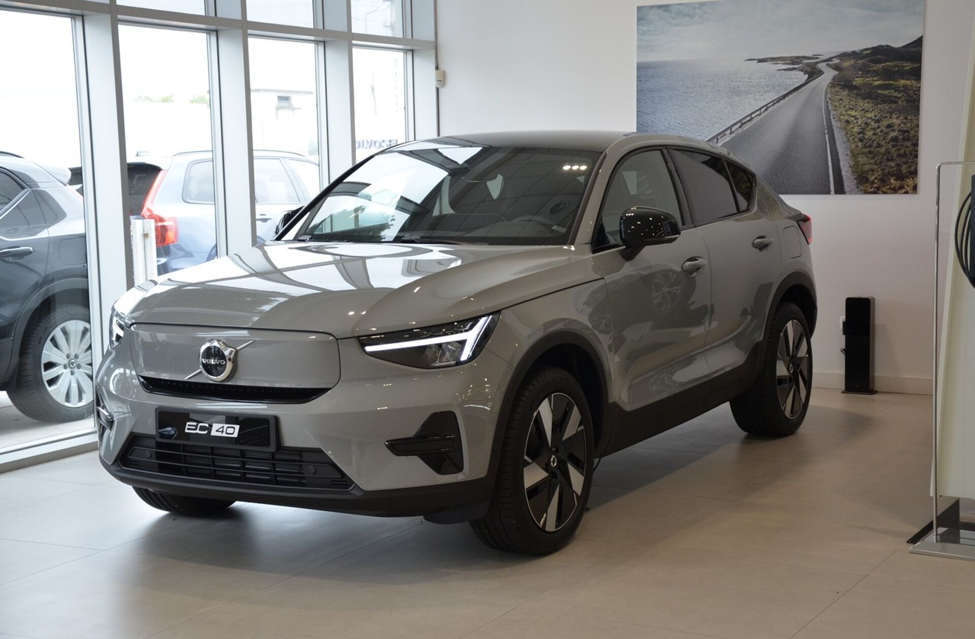 VOLVO EC40 Single Motor Extended Range Core