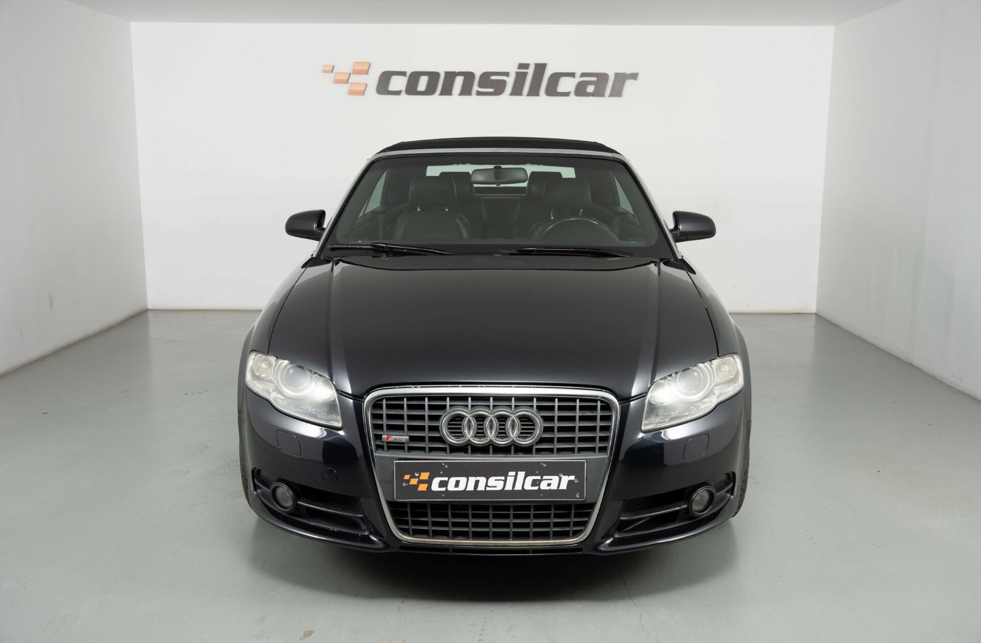 AUDI A4 Cabrio. 2.0 TFSi S-line