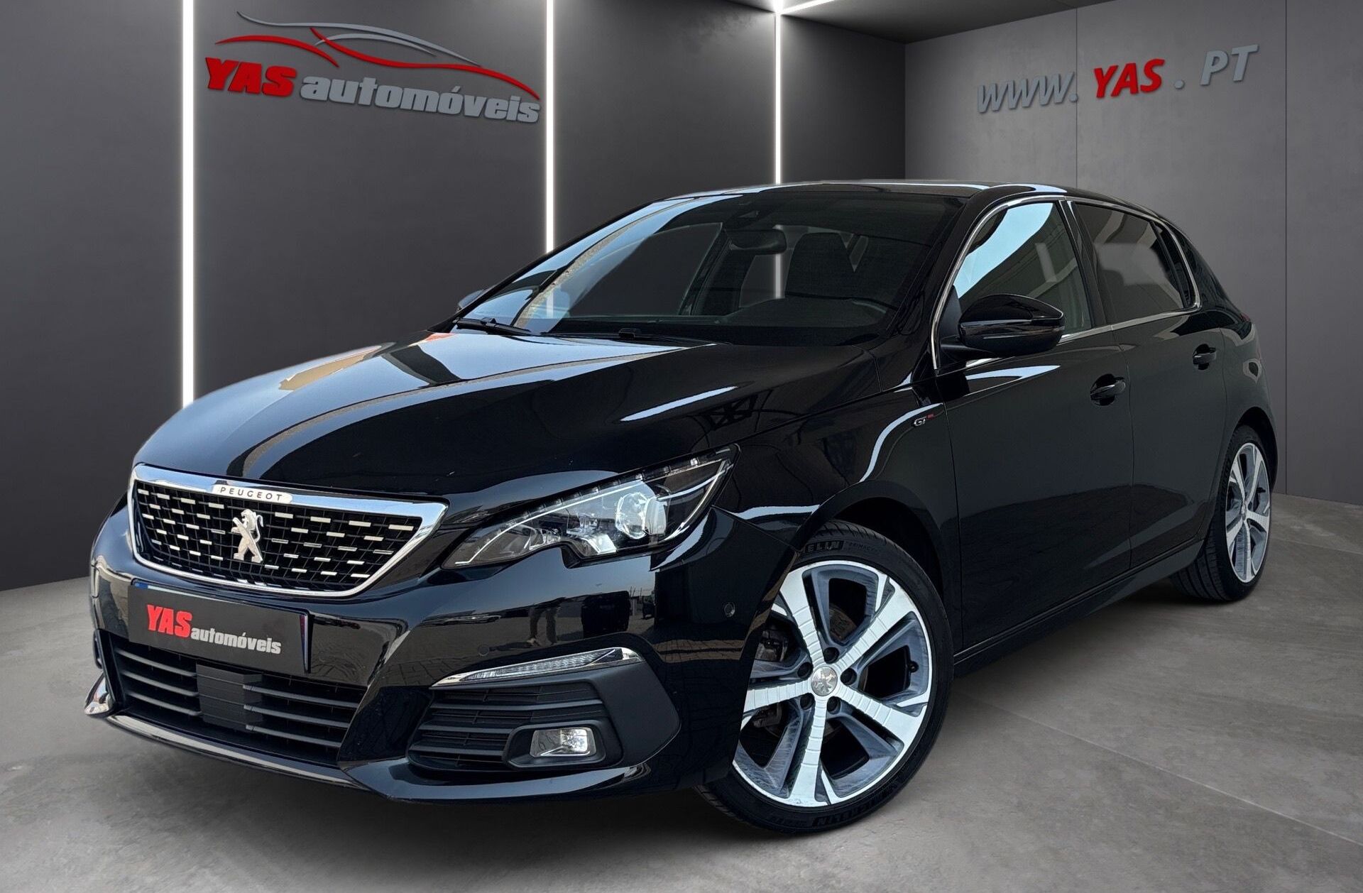 PEUGEOT 308 1.2 PureTech GT Pack