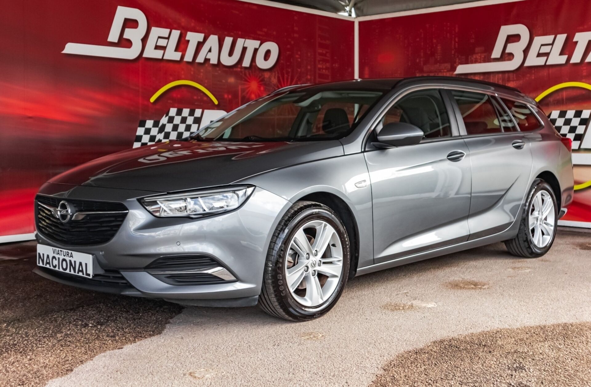 OPEL Insignia 1.6 CDTI Dynamic