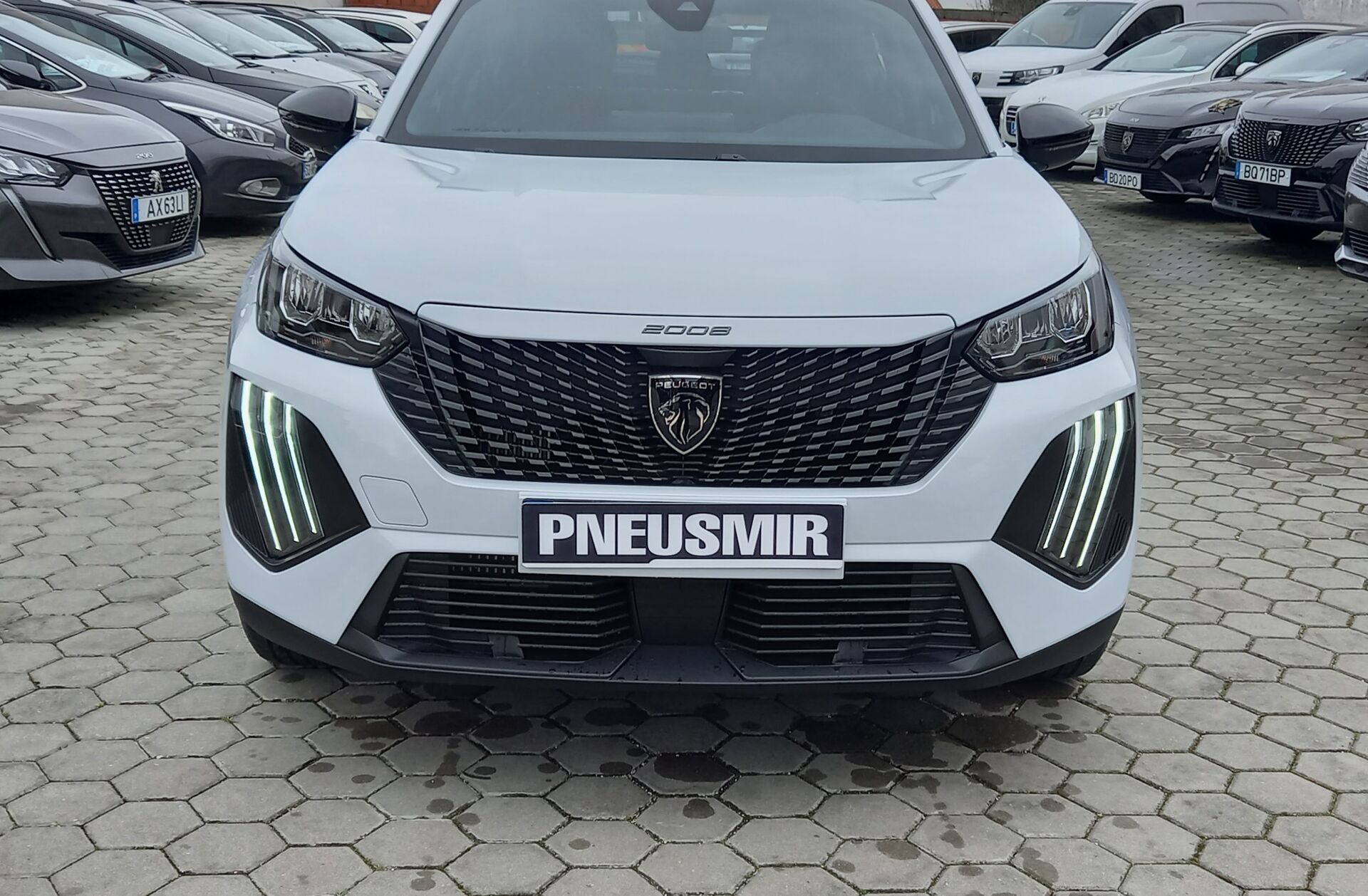 PEUGEOT 2008 1.2 PureTech SE Style