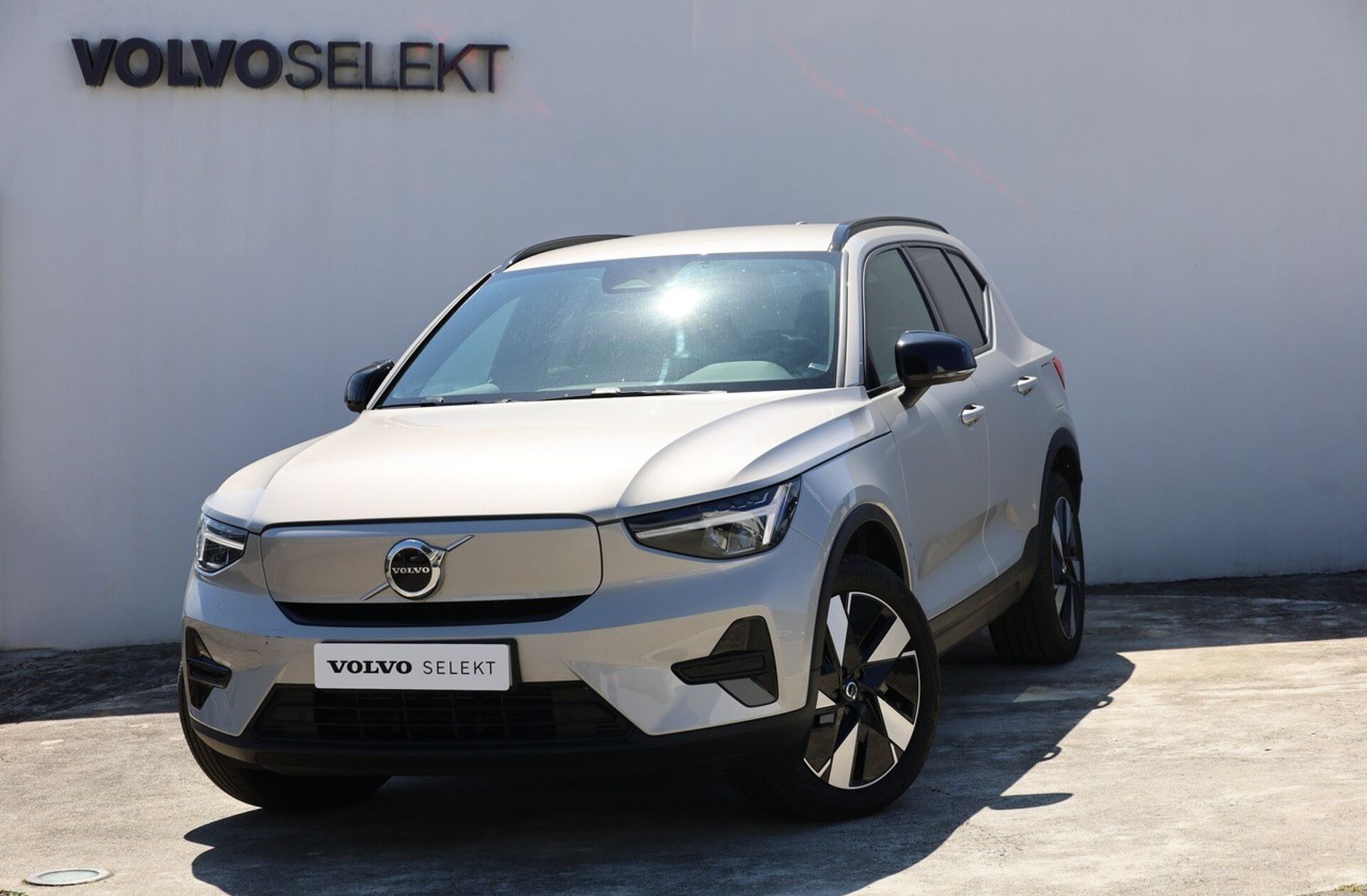 VOLVO XC40 Recharge Extended Range Plus