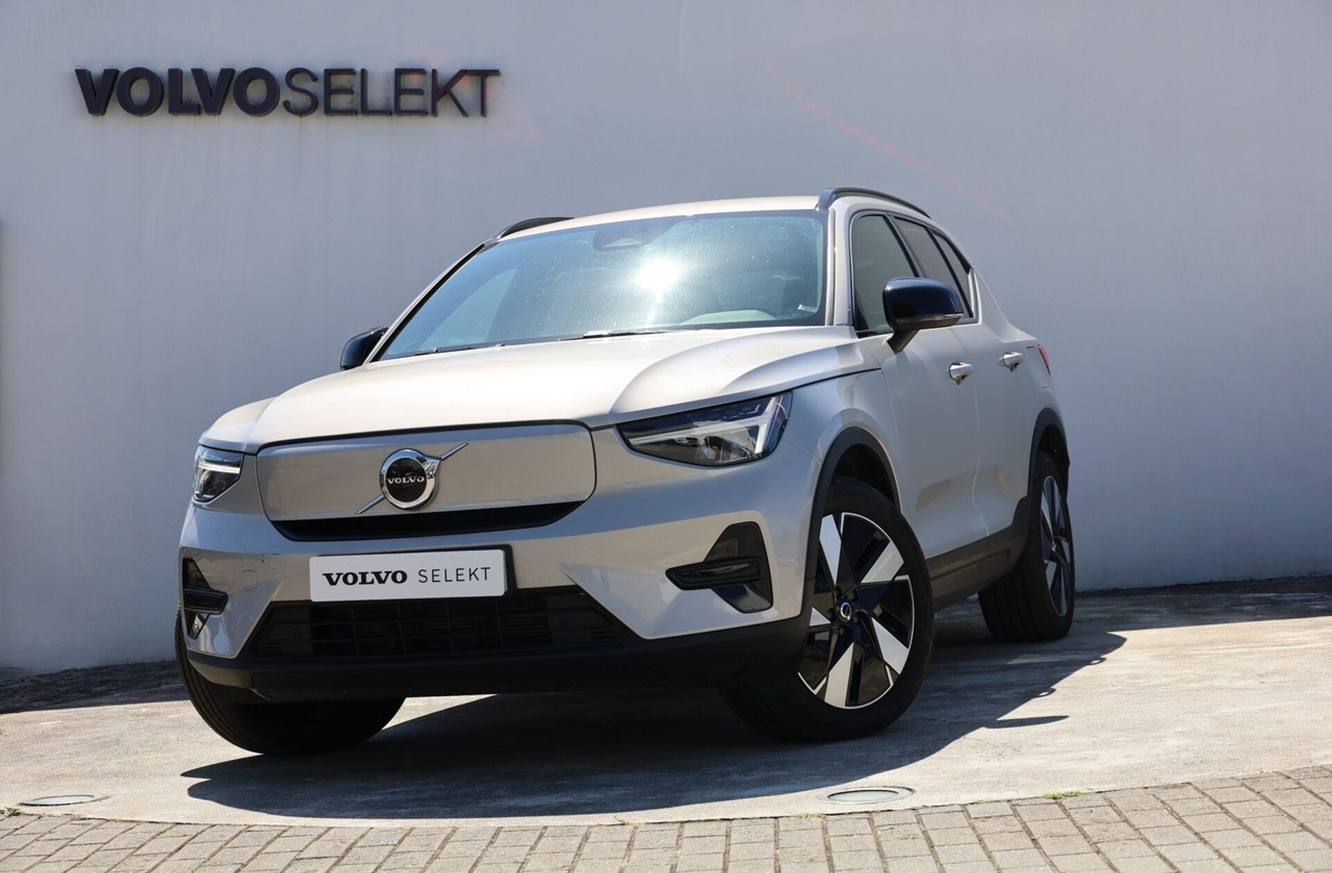 VOLVO XC40 Recharge Extended Range Plus
