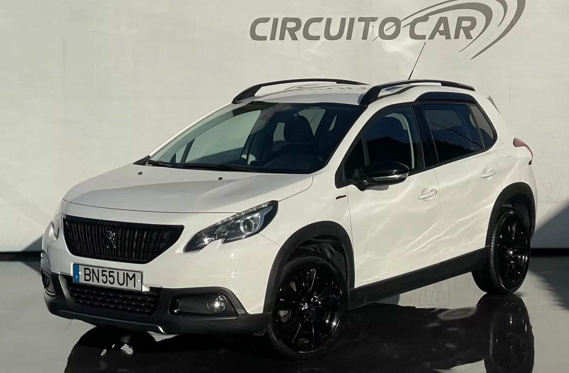 PEUGEOT 2008 1.2 PureTech GT Line