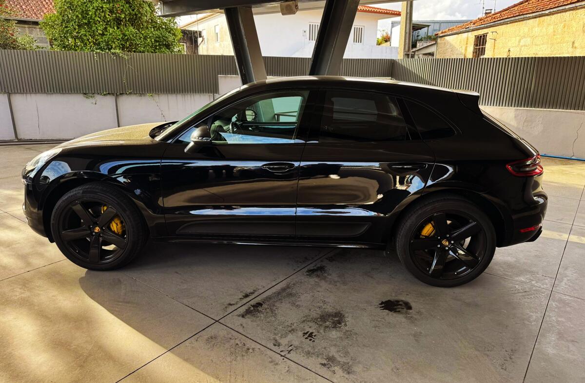 PORSCHE Macan S All Weather