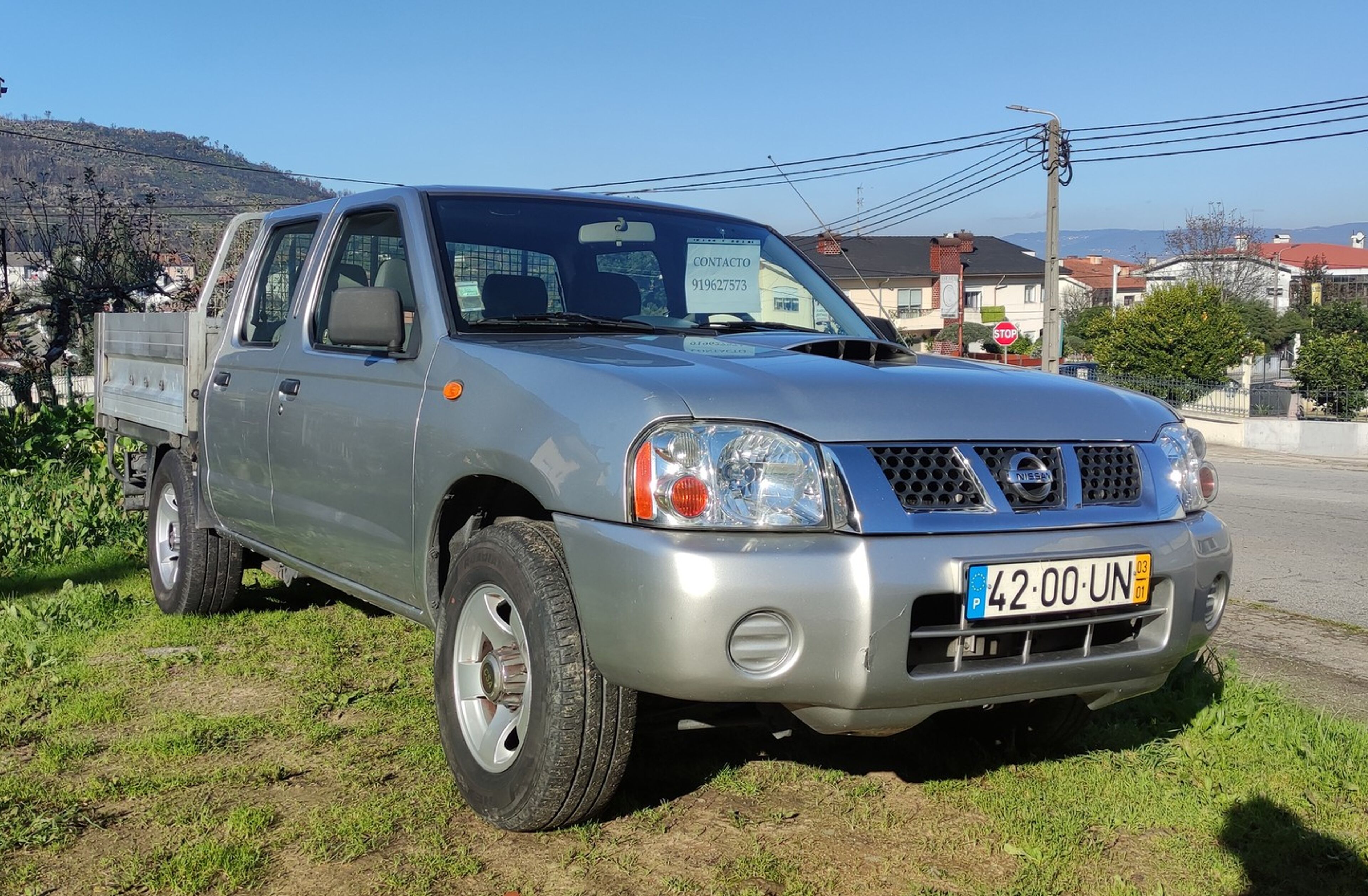 NISSAN Pick-Up 2.5 TD CD