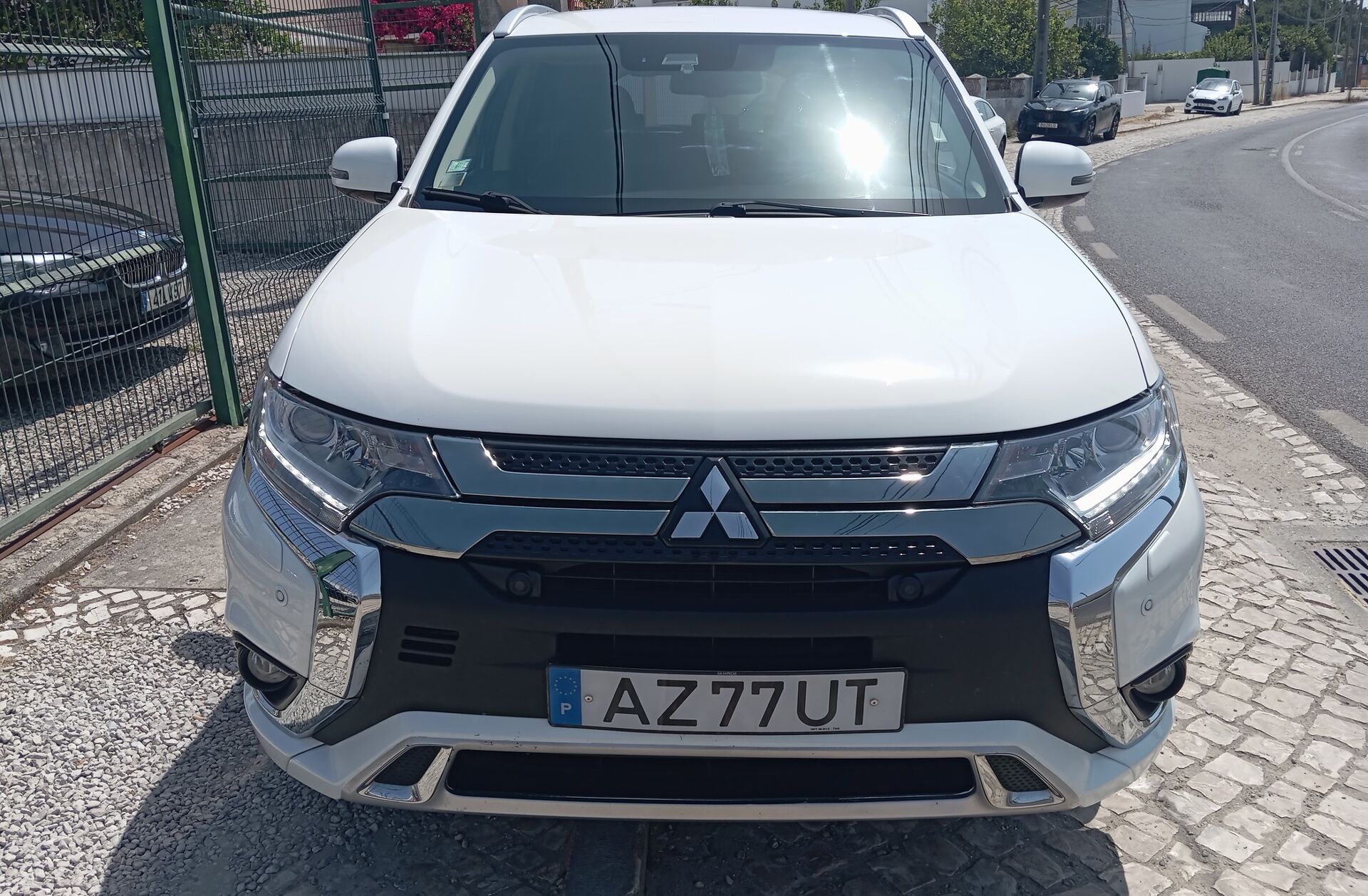 MITSUBISHI Outlander 2.4 PHEV Instyle
