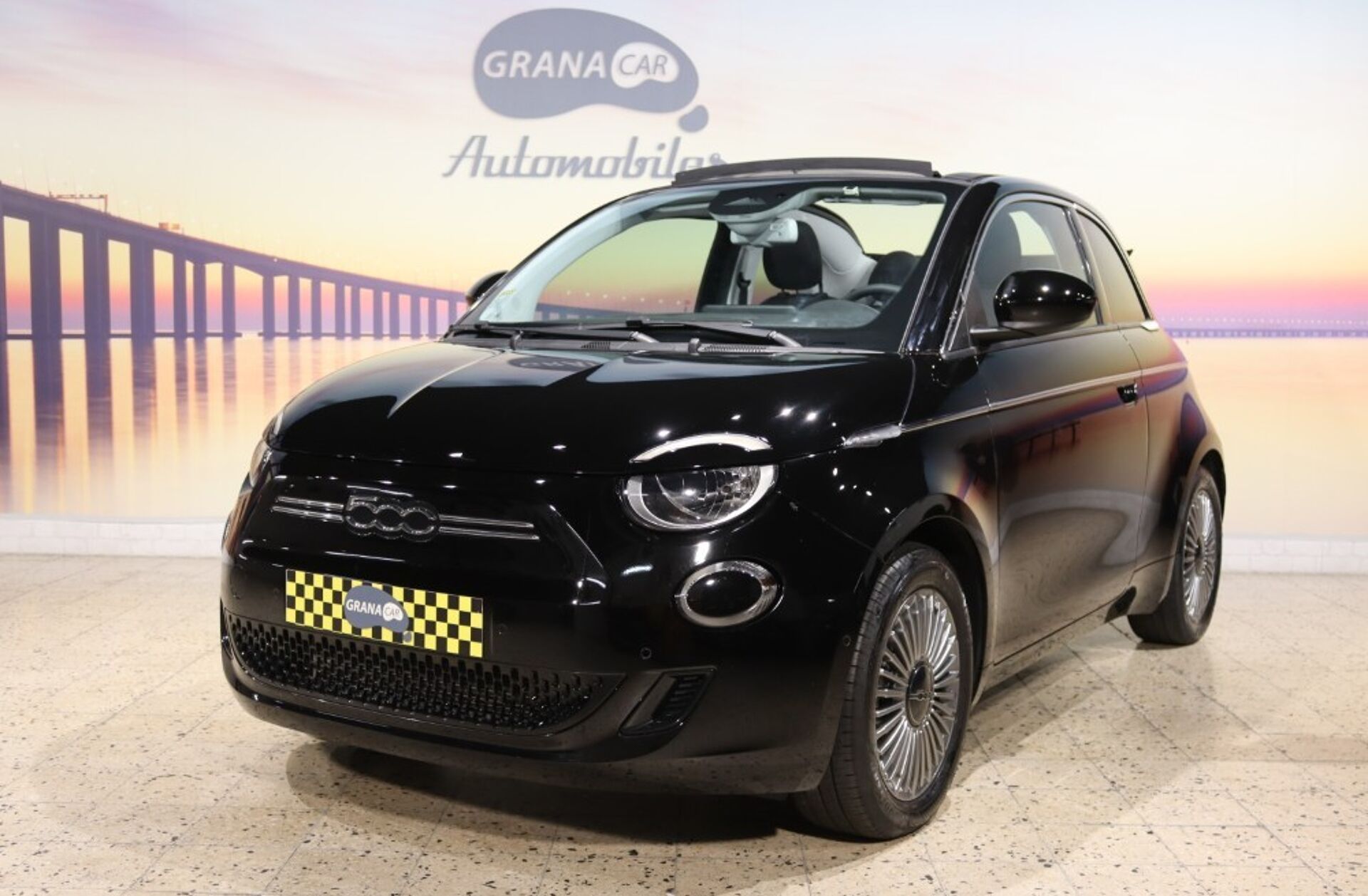 FIAT 500 C 42 kWh Novo 500