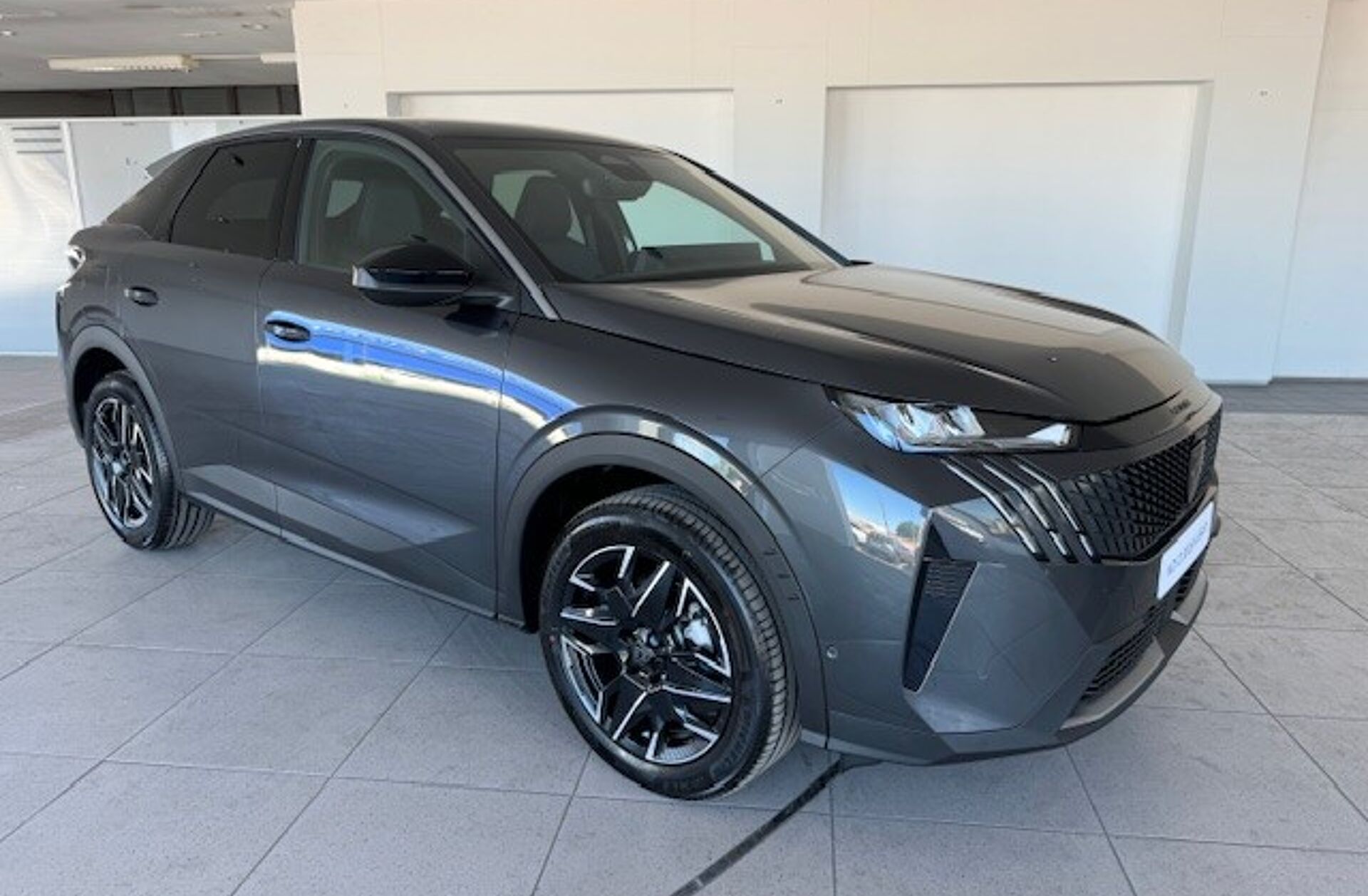 PEUGEOT 3008 1.2 Hybrid Allure e-DCS6