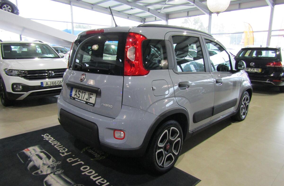 FIAT Panda 1.0 Hybrid Cross