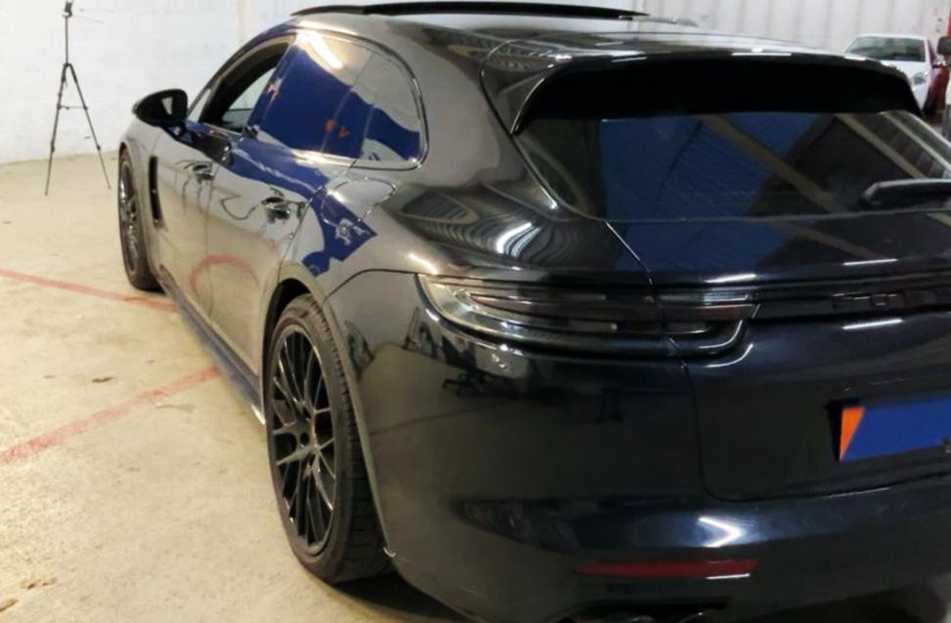 PORSCHE Panamera 4 E-Hybrid