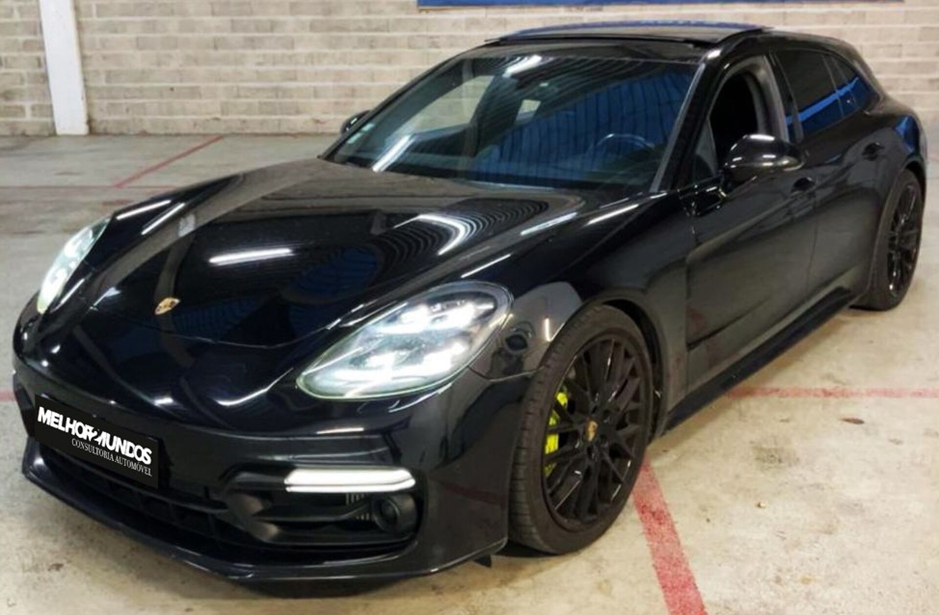 PORSCHE Panamera 4 E-Hybrid