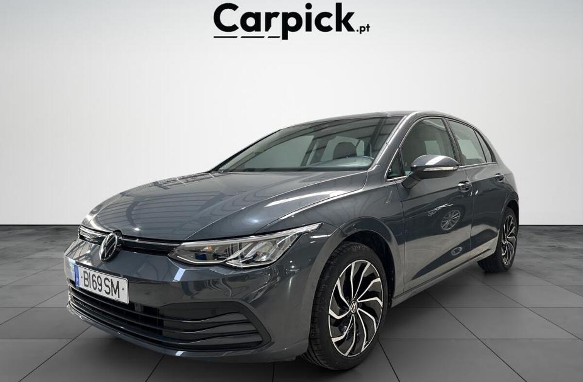 VOLKSWAGEN Golf 1.0 TSI Life