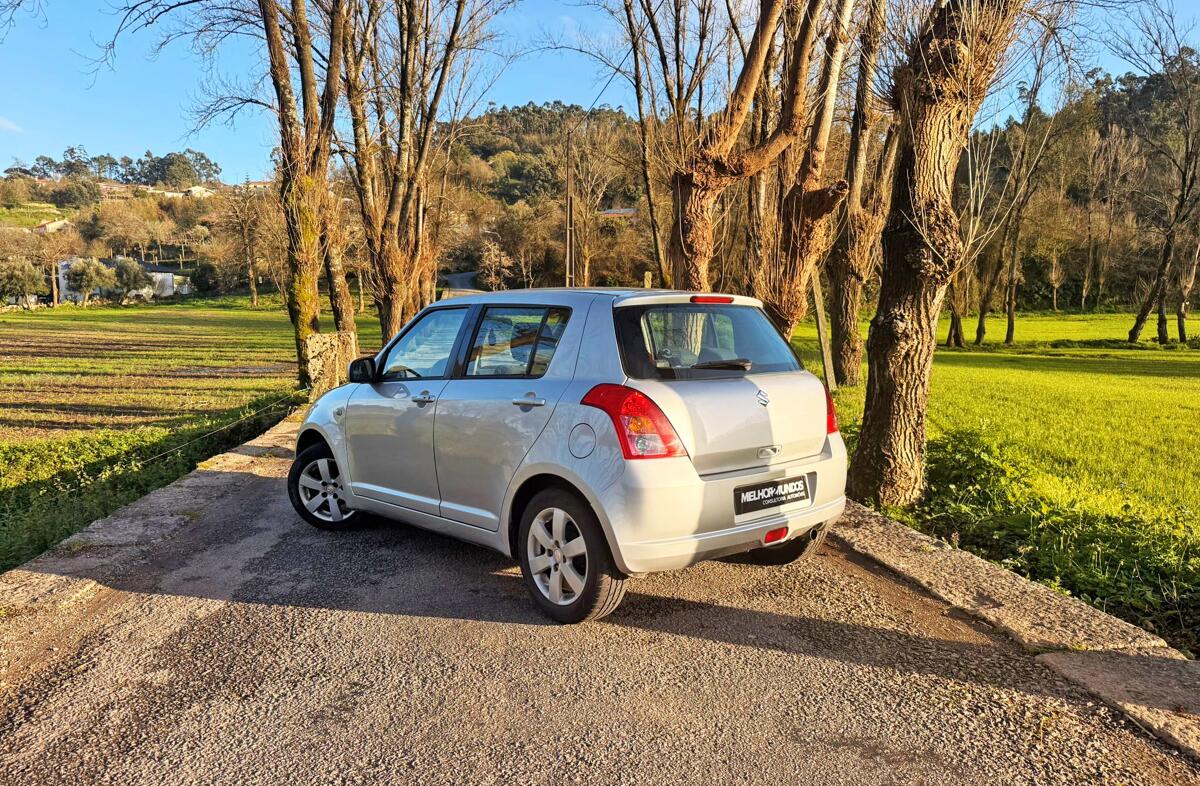 SUZUKI Swift 1.3 DDiS GL