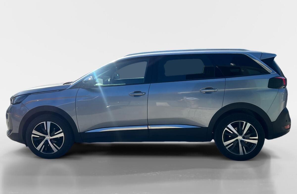 PEUGEOT 5008 1.2 PureTech Allure Pack
