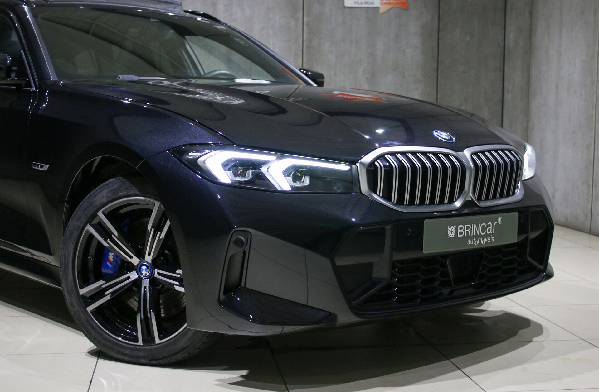 BMW Serie-3 330 e Touring Pack Desportivo M Auto
