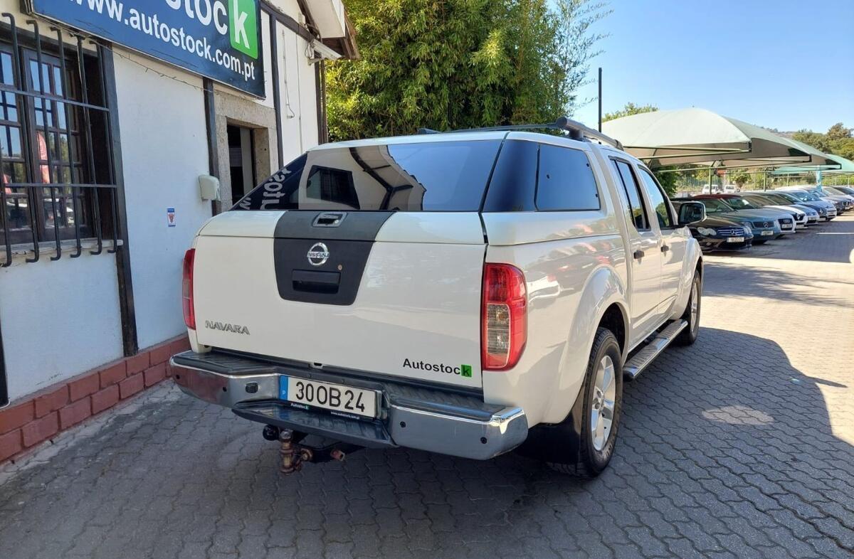 NISSAN Navara 2.5 dCi CD SE 4WD