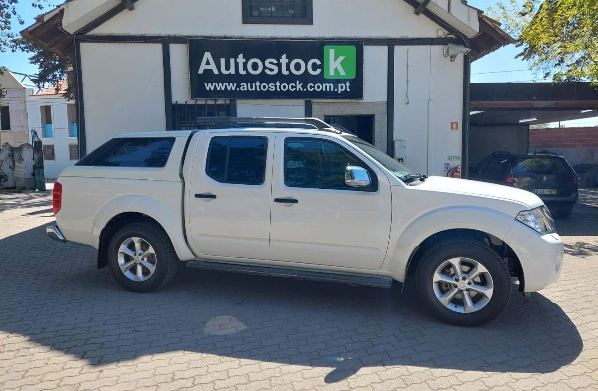 NISSAN Navara 2.5 dCi CD SE 4WD
