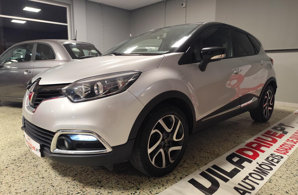 RENAULT Captur 0.9 TCE Exclusive