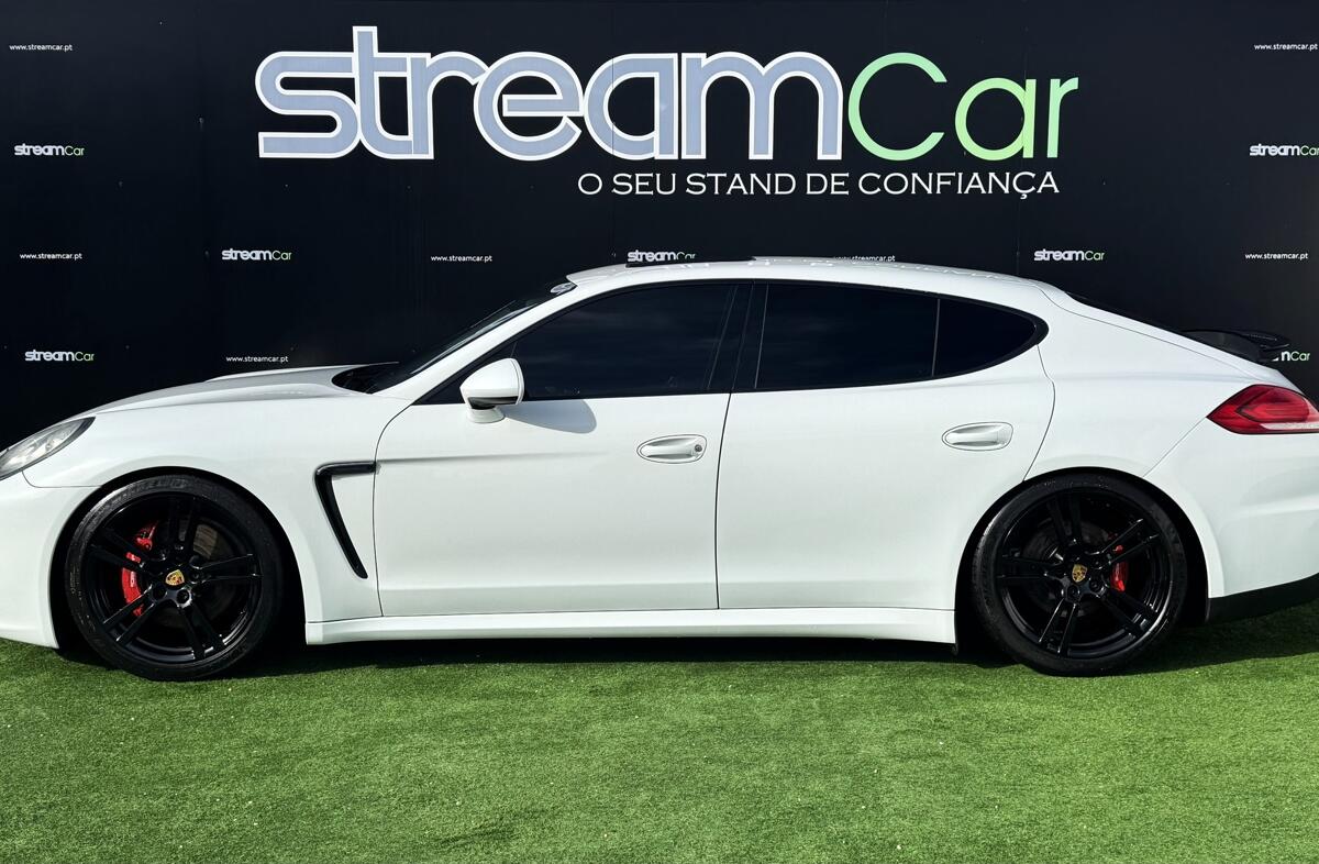 PORSCHE Panamera Panamera