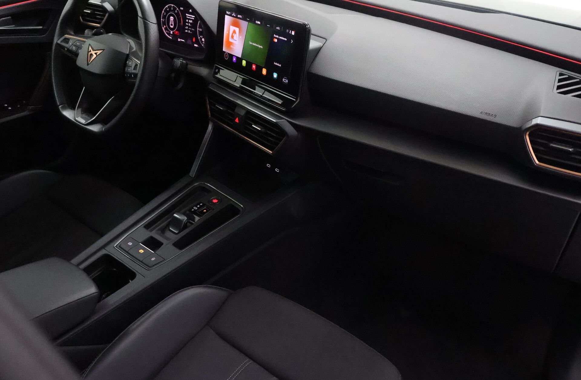 CUPRA Leon 1.5 eTSI MID DSG