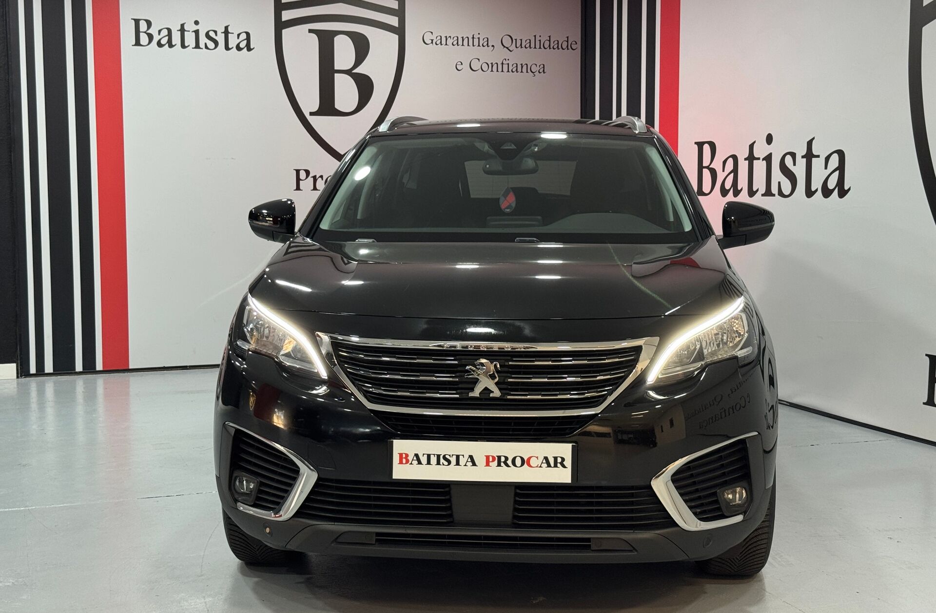 PEUGEOT 5008 1.5 BlueHDi Allure EAT8