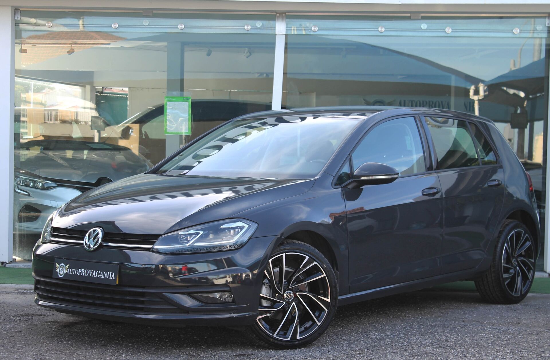 VOLKSWAGEN Golf 1.6 TDi Trendline