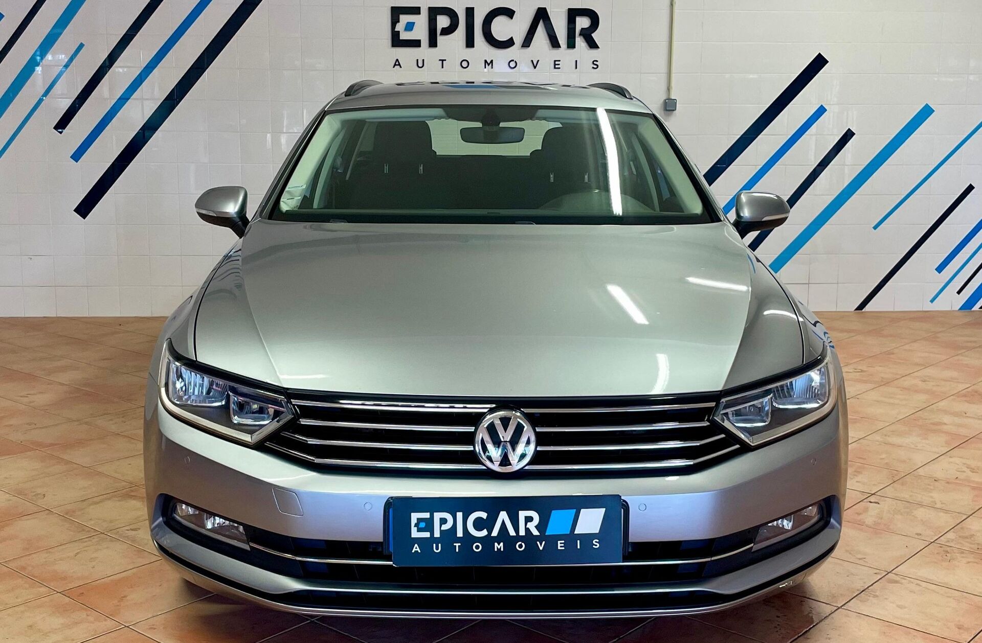 VOLKSWAGEN Passat 2.0 TDi Confortline DSG
