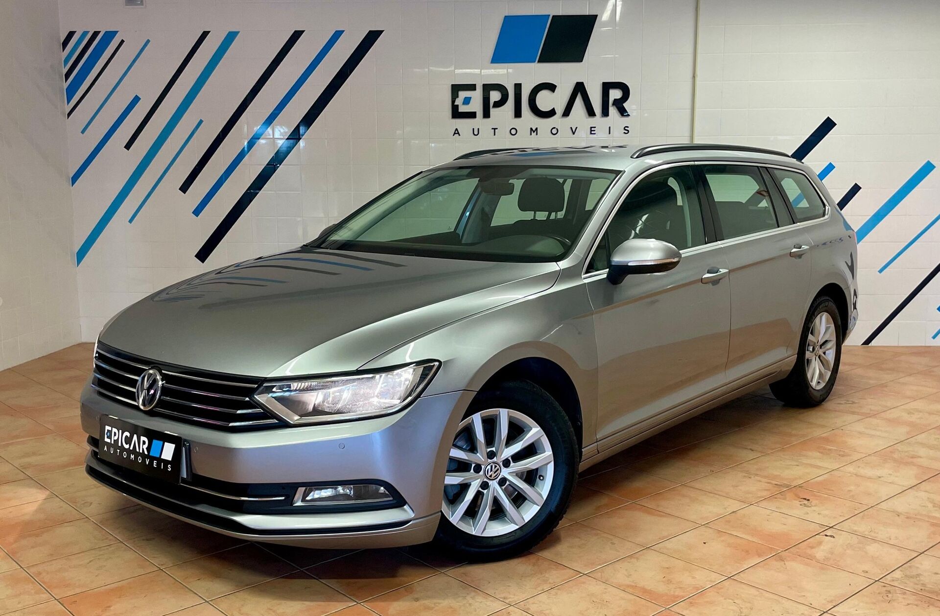 VOLKSWAGEN Passat 2.0 TDi Confortline DSG