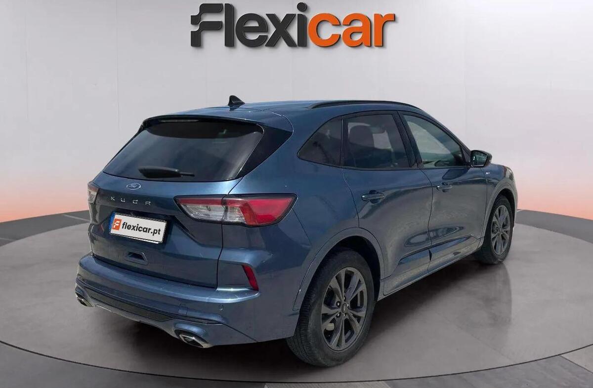 FORD Kuga 1.5 TDCi EcoBlue ST-Line